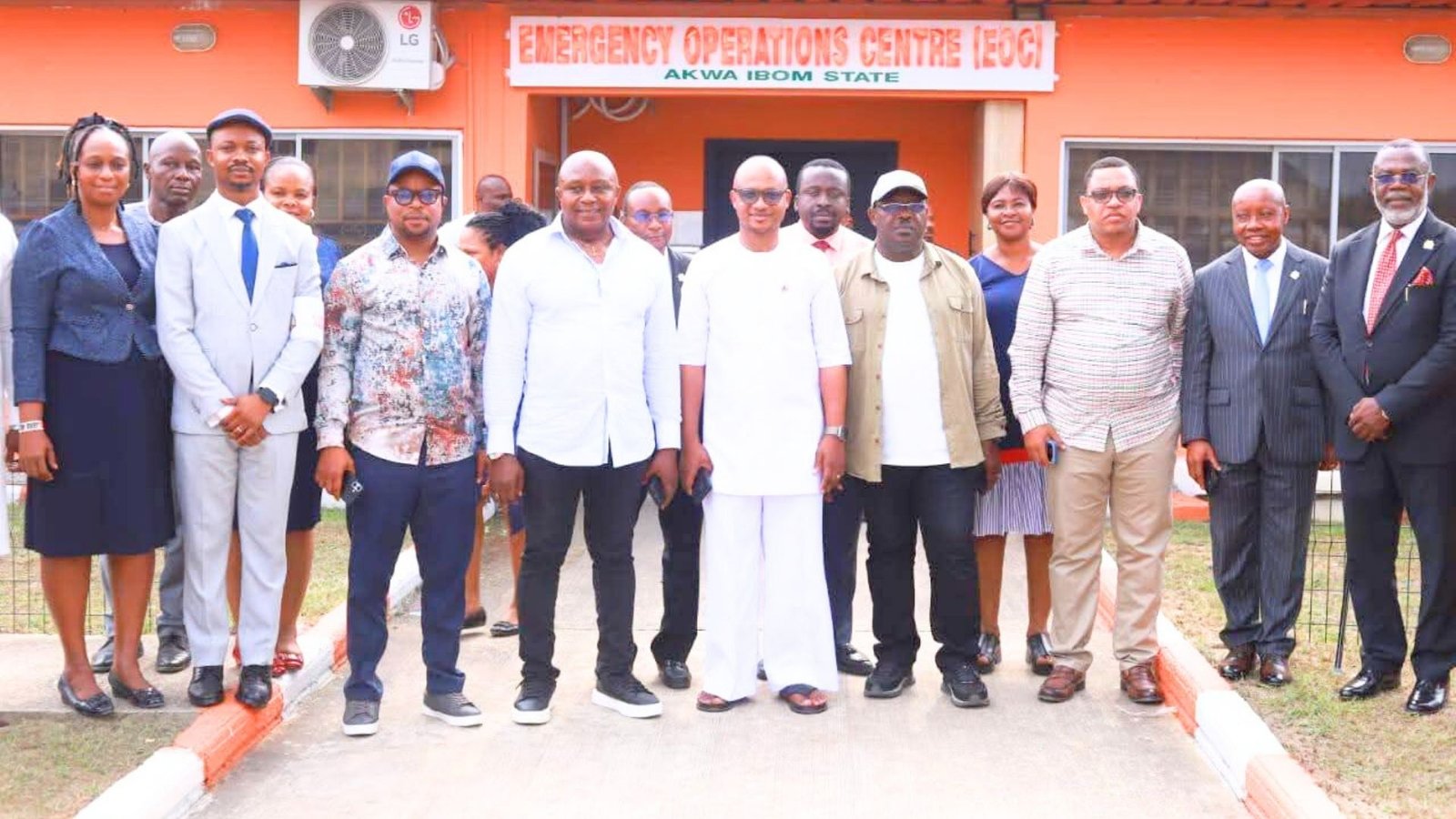 Lawmakers visit the Ministry of Health
